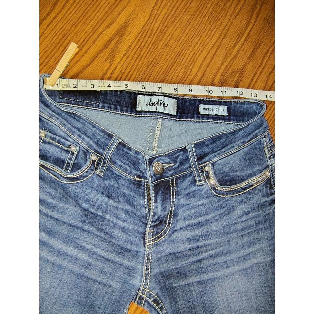 Daytrip Virgo Bootcut Jeans Womens 26R Medium Wash Rhinestone DBK3707 Blue - Picture 12 of 12